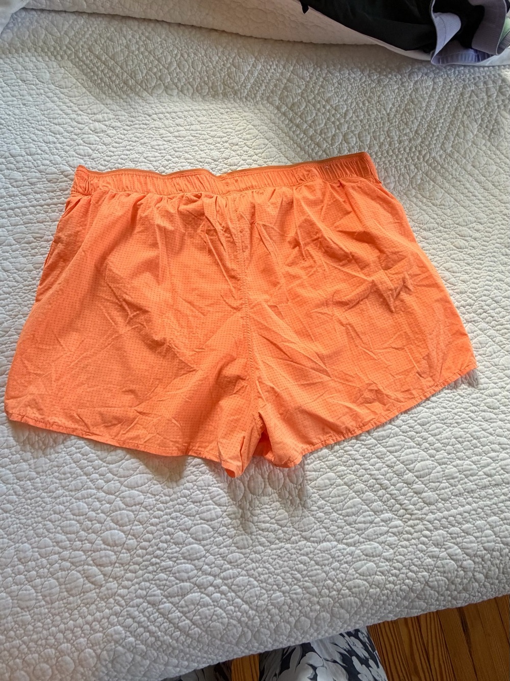 New Balance Orange Men’s Athletic Shorts - Picture 2 of 3